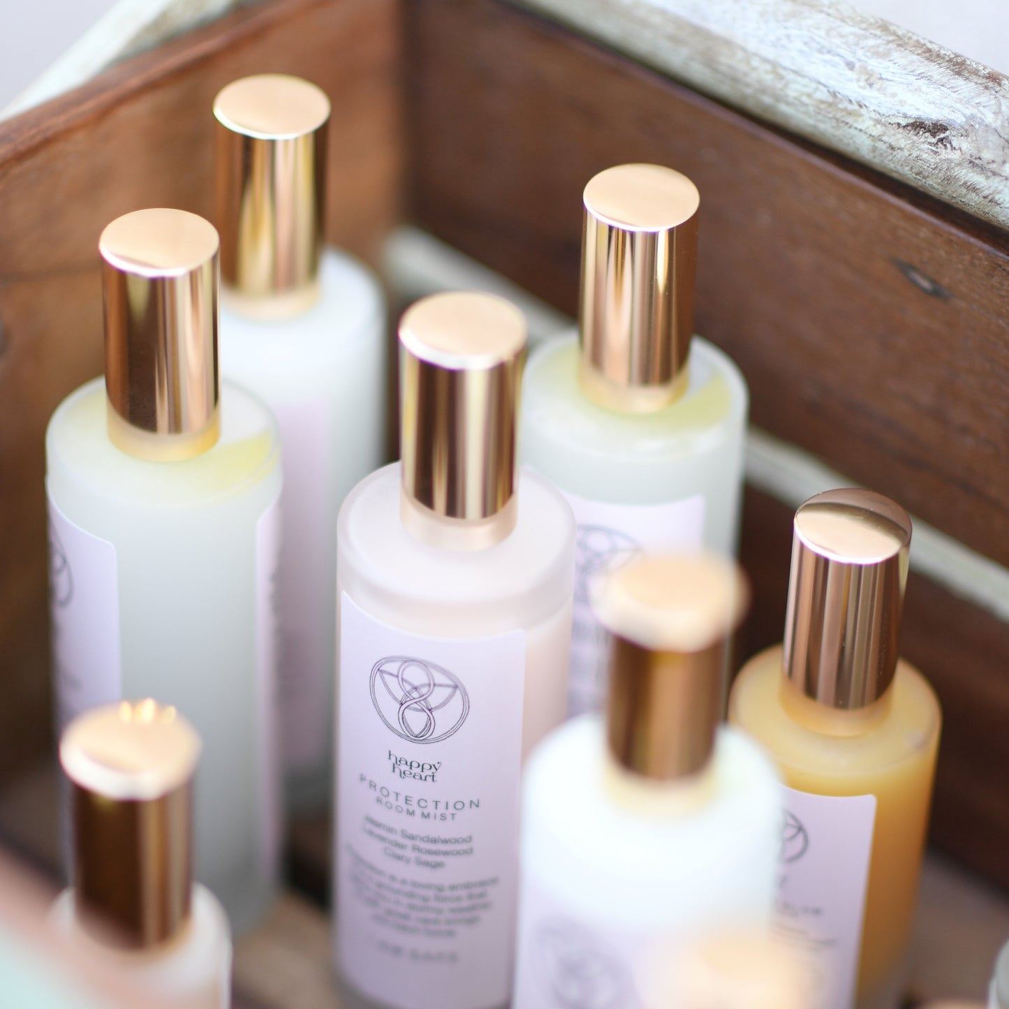 PEACE  GODDESS BODY SMOOTHIE feels like a silky soft duvet that can create the ultimate wellness experience for your body and mind. It is so rich in antioxidants and vitamins that your skin will be left nourished, firm, soft, shiny, and revived.