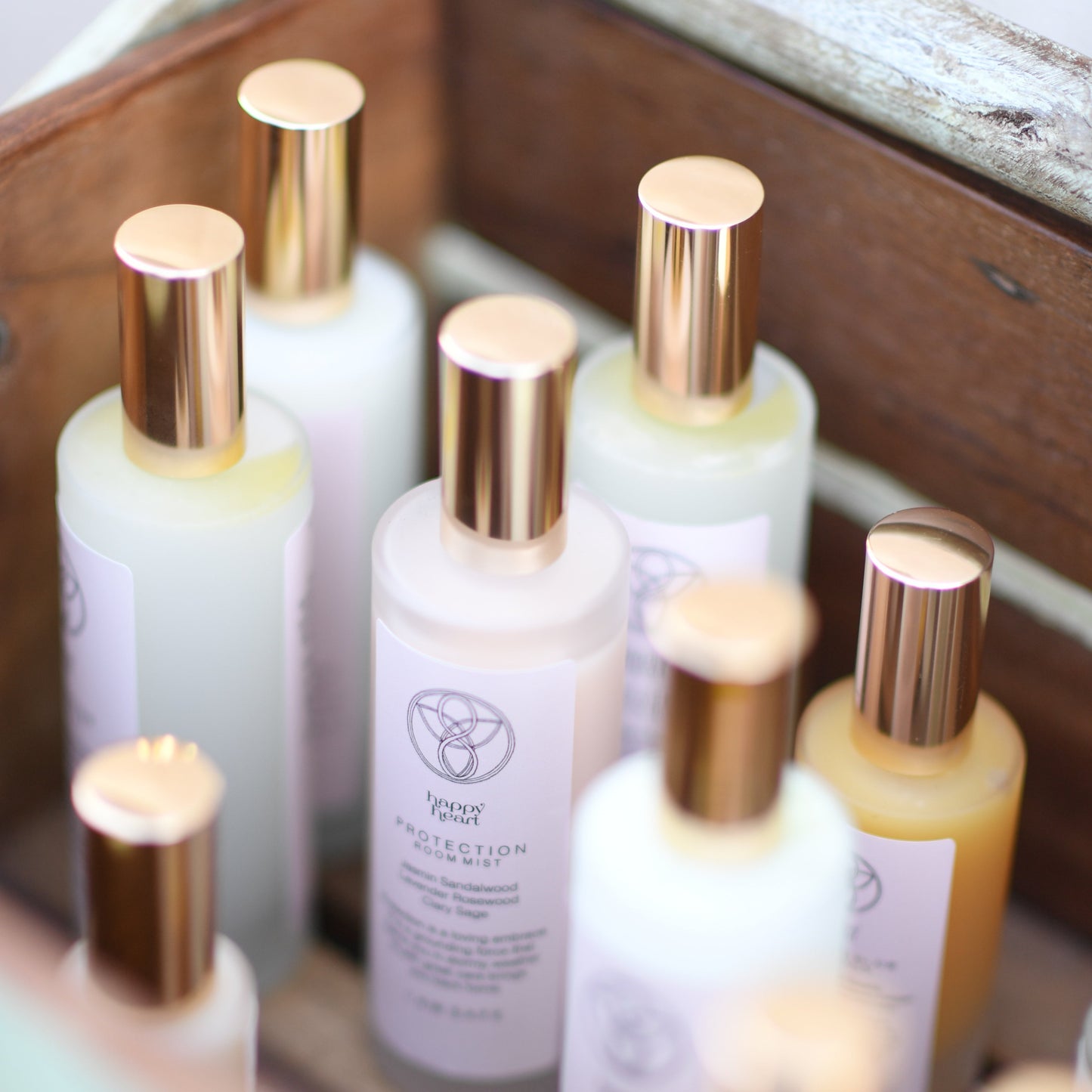 ENERGY  GODDESS BODY SMOOTHIE feels like a silky soft duvet that can create the ultimate wellness experience for your body and mind. It is so rich in antioxidants and vitamins that your skin will be left nourished, firm, soft, shiny, and revived.